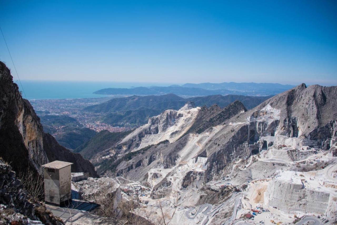 Incantevole Casa Sul Fiume, Relax E Natura Ai Piedi Della Alpi Apuane Massa  Exterior foto